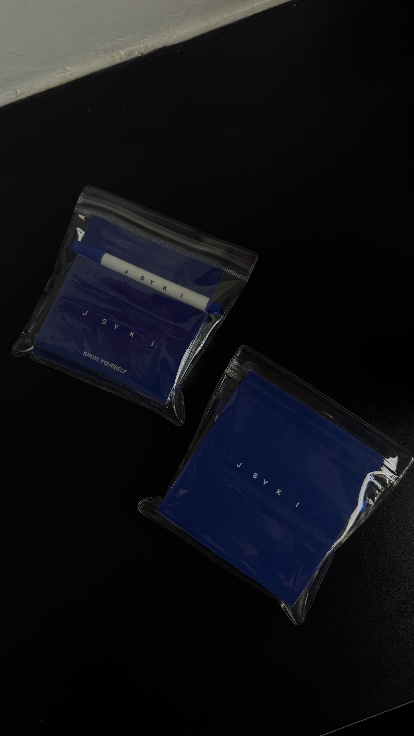 KNOW YOURSELF WITH PEN